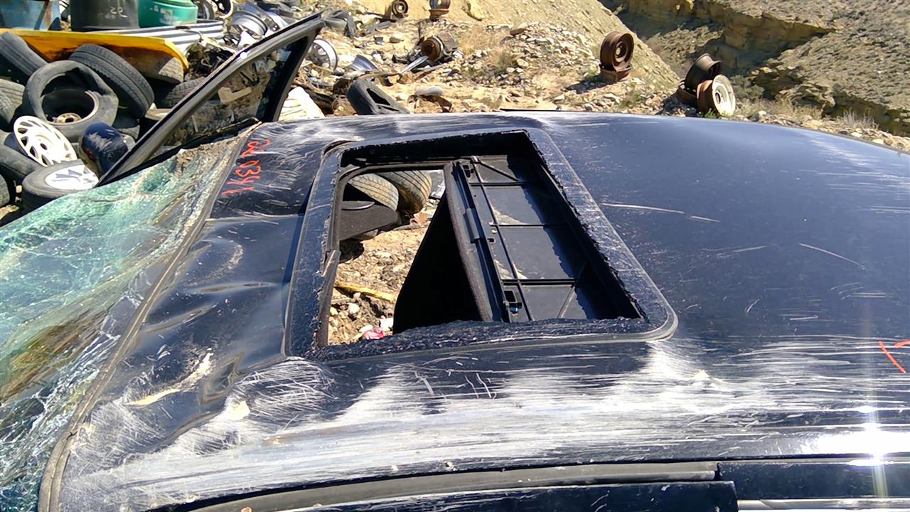 https://f005.backblazeb2.com/file/img-partshotlines-com/Inventory/SW52/Vehicle/19315_05.jpg