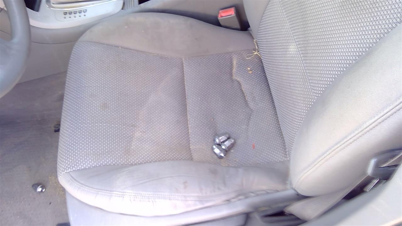 https://f005.backblazeb2.com/file/img-partshotlines-com/Inventory/SW52/Vehicle/19330_03.jpg