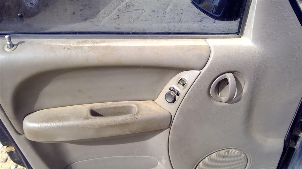 https://f005.backblazeb2.com/file/img-partshotlines-com/Inventory/SW52/Vehicle/19332_02.jpg