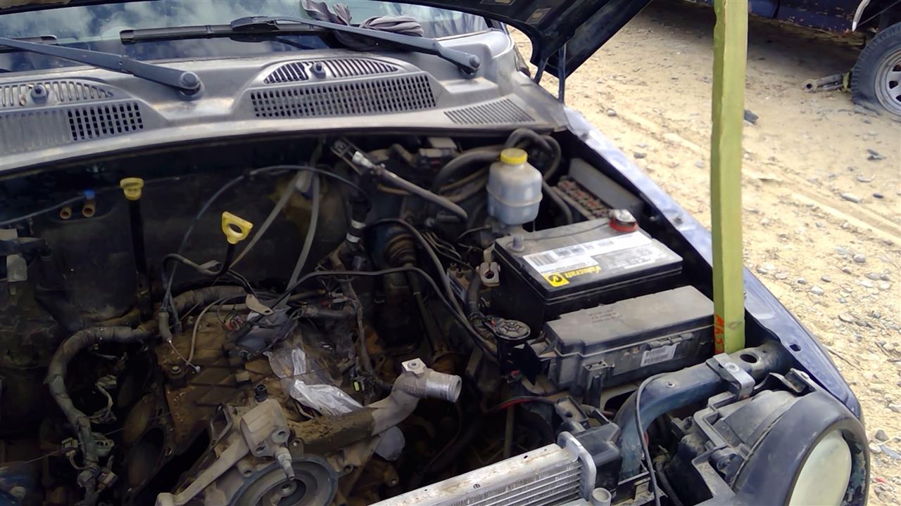 https://f005.backblazeb2.com/file/img-partshotlines-com/Inventory/SW52/Vehicle/19332_06.jpg