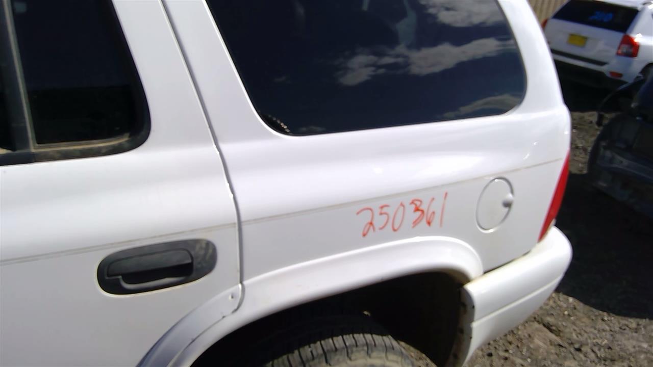 https://f005.backblazeb2.com/file/img-partshotlines-com/Inventory/SW52/Vehicle/19335_11.jpg