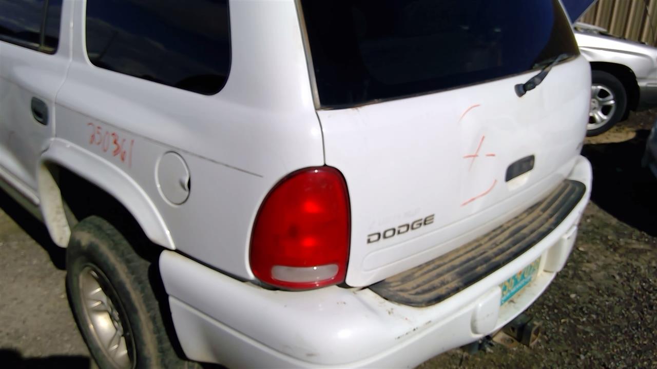 https://f005.backblazeb2.com/file/img-partshotlines-com/Inventory/SW52/Vehicle/19335_12.jpg
