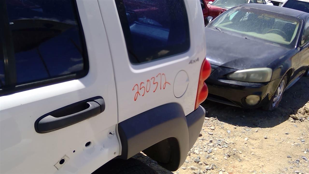 https://f005.backblazeb2.com/file/img-partshotlines-com/Inventory/SW52/Vehicle/19346_11.jpg
