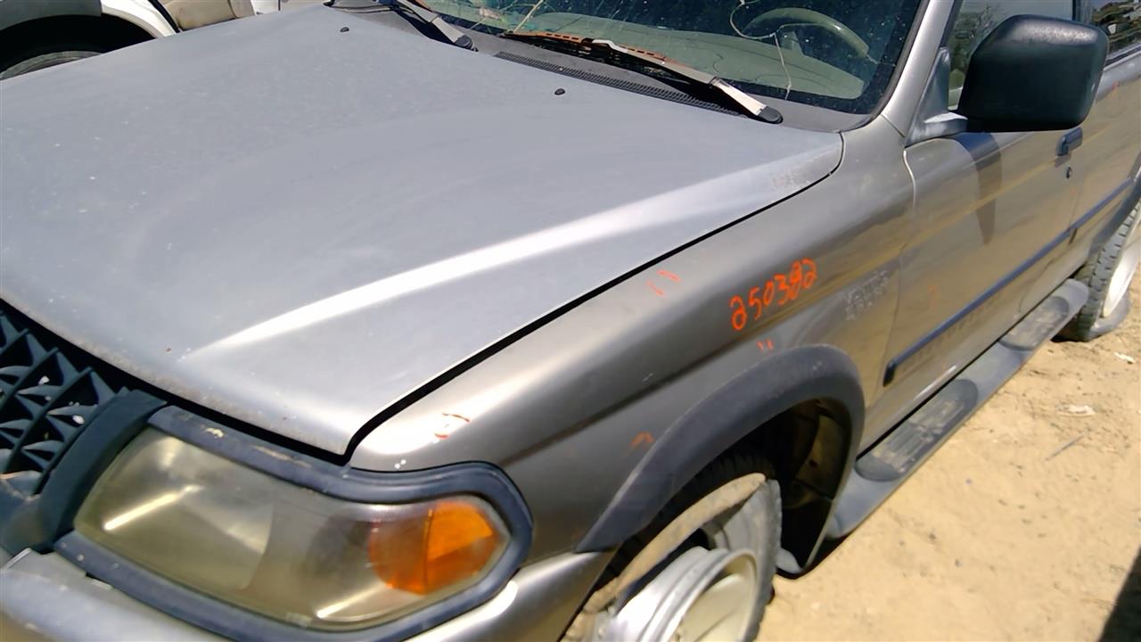 https://f005.backblazeb2.com/file/img-partshotlines-com/Inventory/SW52/Vehicle/19356_09.jpg