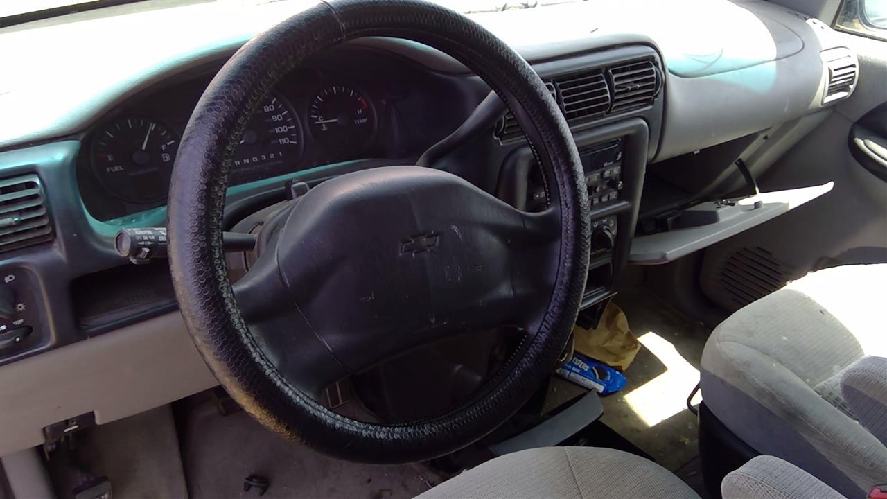 https://f005.backblazeb2.com/file/img-partshotlines-com/Inventory/SW52/Vehicle/19364_02.jpg