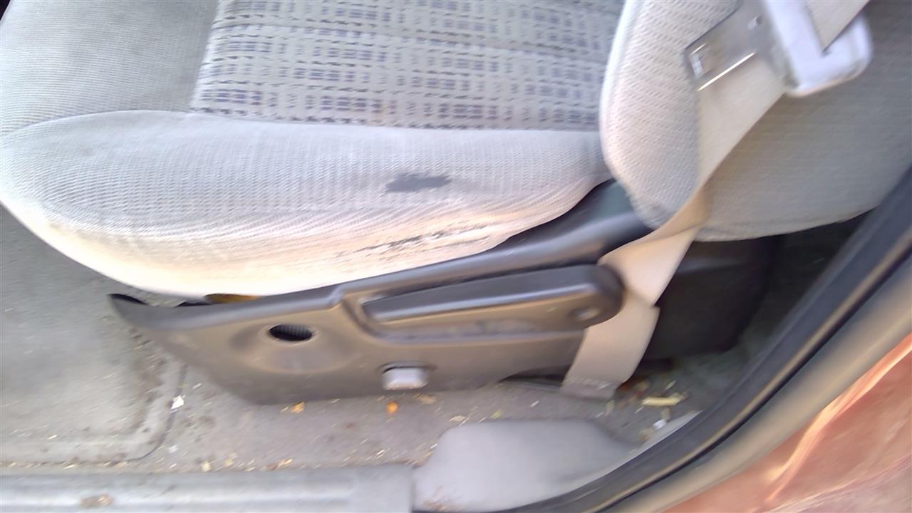https://f005.backblazeb2.com/file/img-partshotlines-com/Inventory/SW52/Vehicle/19364_04.jpg