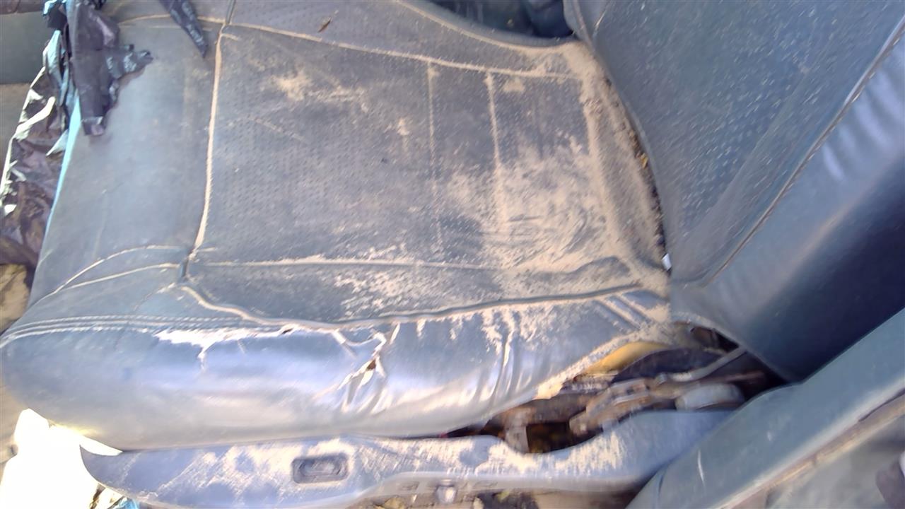 https://f005.backblazeb2.com/file/img-partshotlines-com/Inventory/SW52/Vehicle/19389_03.jpg