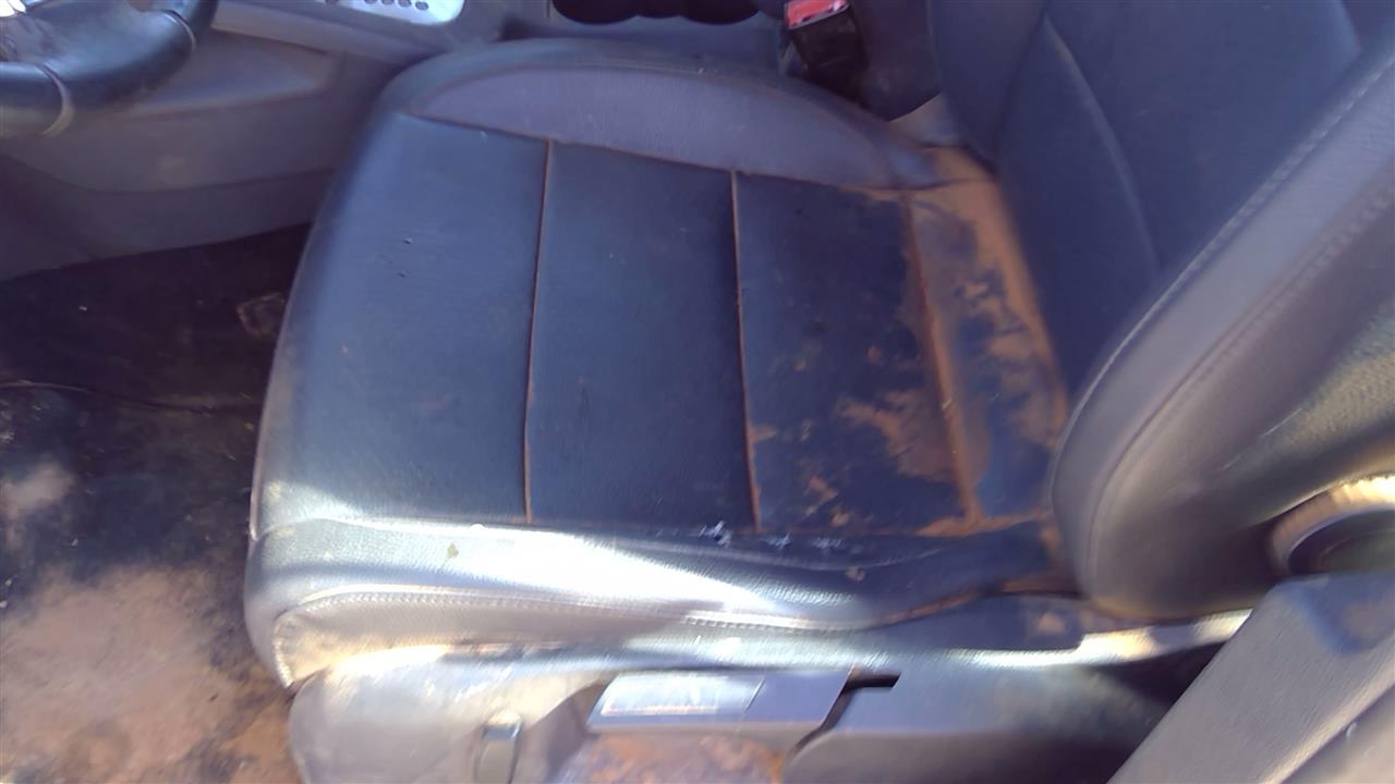 https://f005.backblazeb2.com/file/img-partshotlines-com/Inventory/SW52/Vehicle/19390_03.jpg