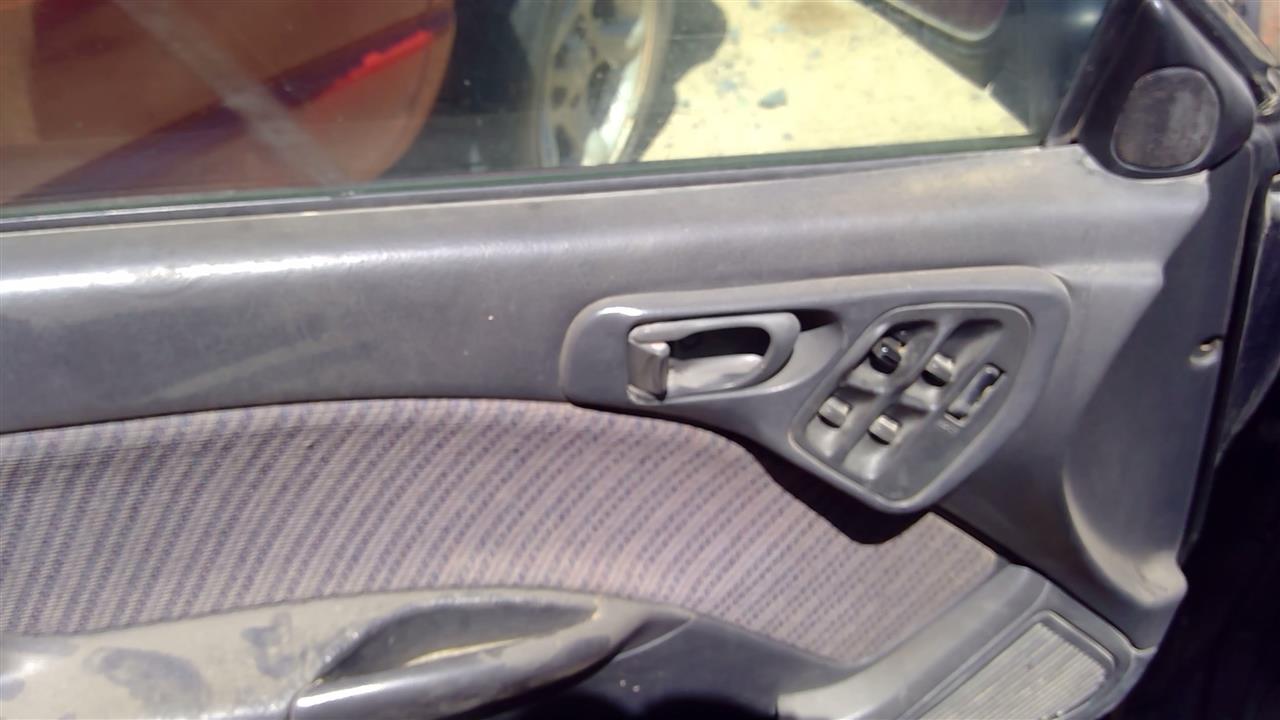 https://f005.backblazeb2.com/file/img-partshotlines-com/Inventory/SW52/Vehicle/19397_02.jpg