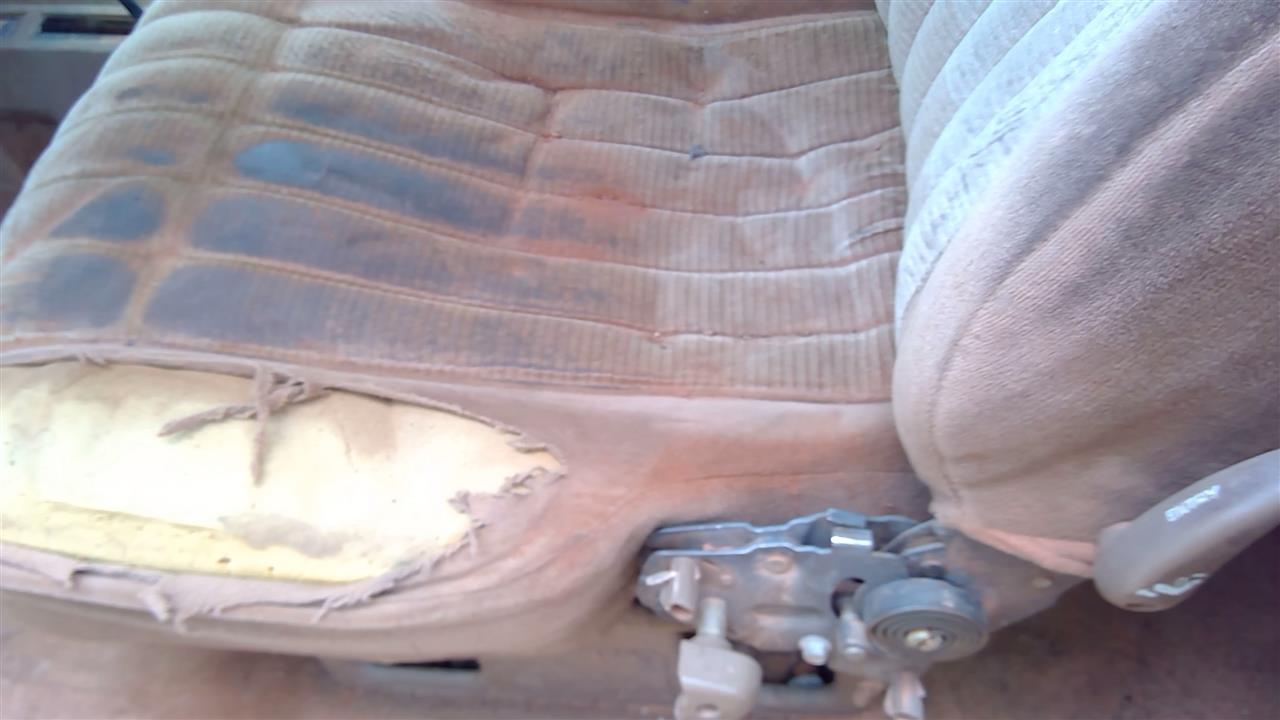 https://f005.backblazeb2.com/file/img-partshotlines-com/Inventory/SW52/Vehicle/19405_03.jpg