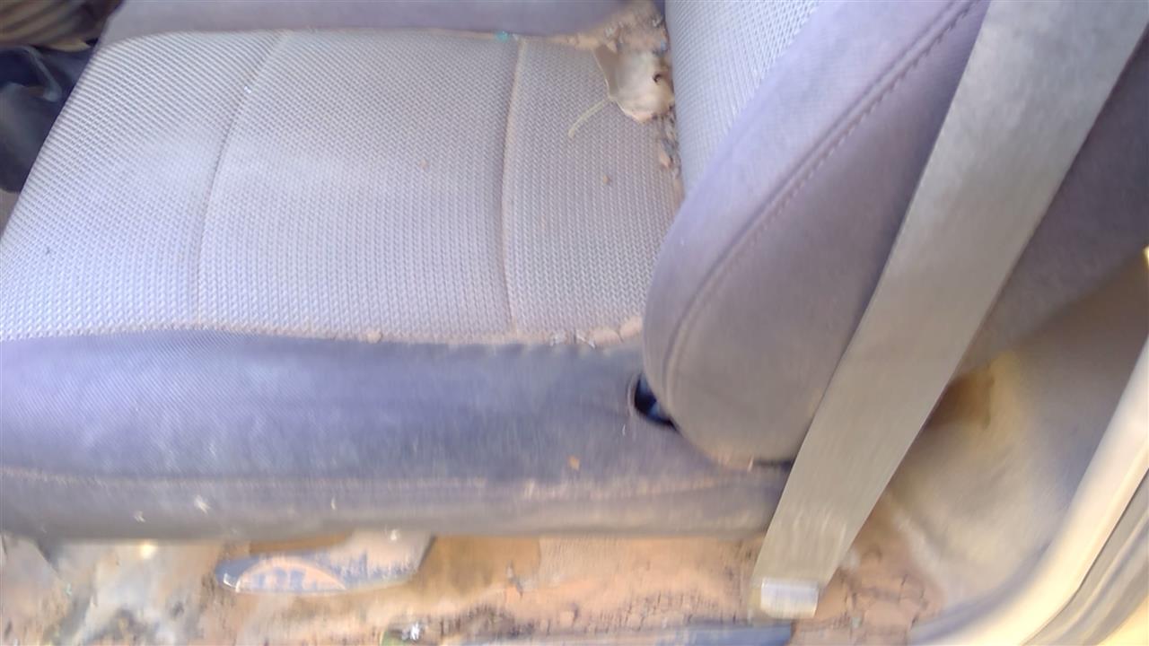 https://f005.backblazeb2.com/file/img-partshotlines-com/Inventory/SW52/Vehicle/19432_03.jpg