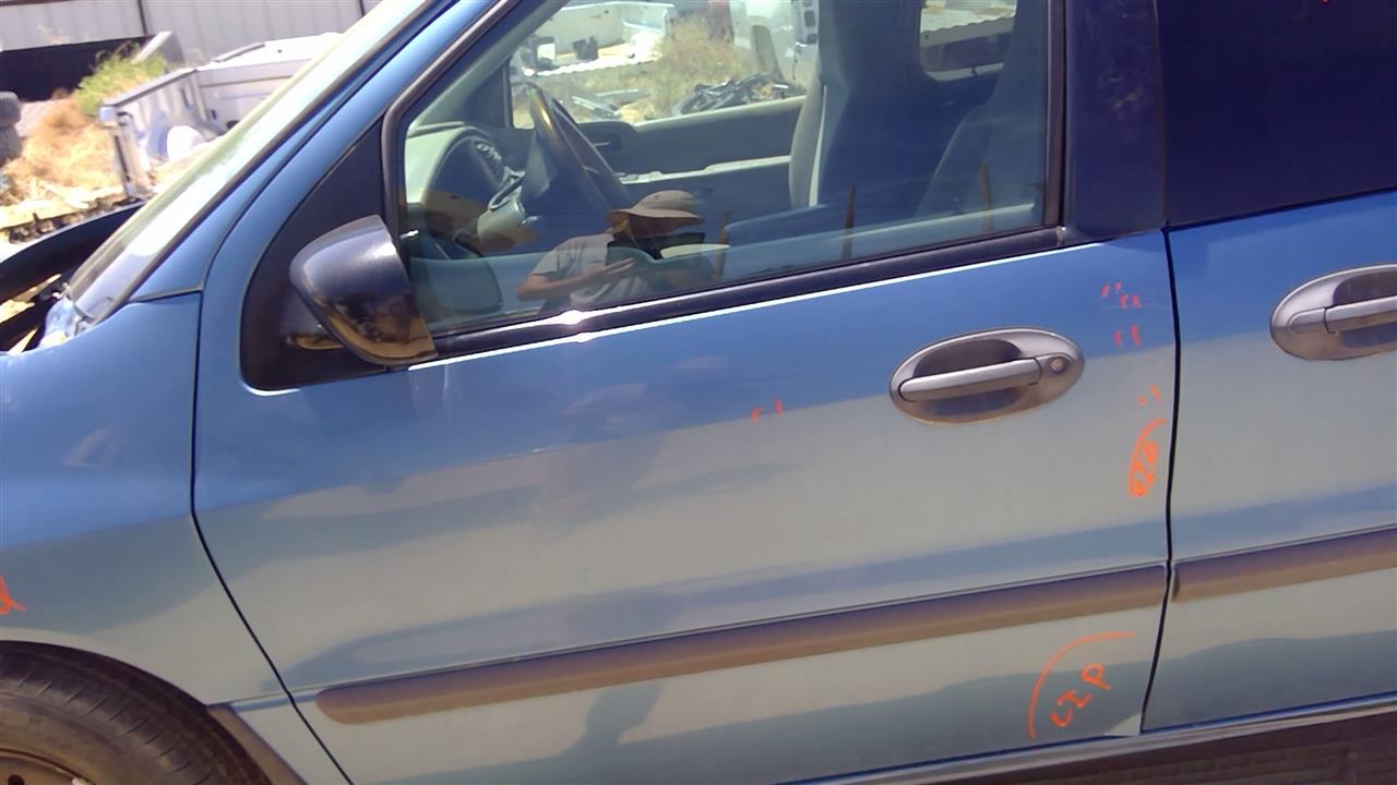 https://f005.backblazeb2.com/file/img-partshotlines-com/Inventory/SW52/Vehicle/19442_09.jpg