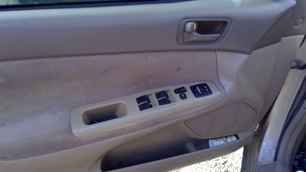 https://f005.backblazeb2.com/file/img-partshotlines-com/Inventory/SW52/Vehicle/19453_02.jpg