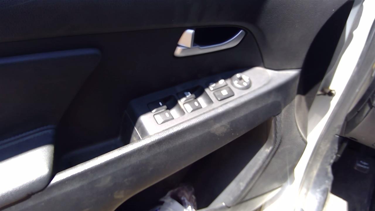 https://f005.backblazeb2.com/file/img-partshotlines-com/Inventory/SW52/Vehicle/19454_02.jpg