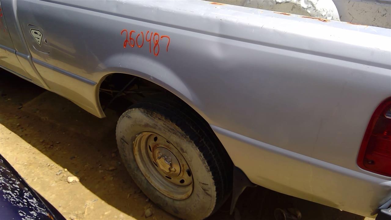 https://f005.backblazeb2.com/file/img-partshotlines-com/Inventory/SW52/Vehicle/19458_13.jpg