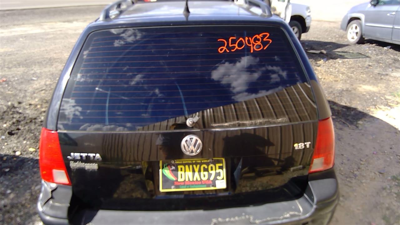 https://f005.backblazeb2.com/file/img-partshotlines-com/Inventory/SW52/Vehicle/19463_13.jpg