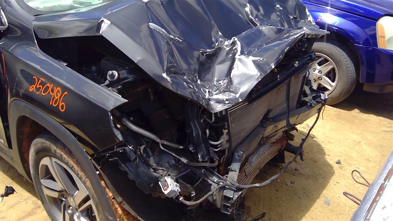 https://f005.backblazeb2.com/file/img-partshotlines-com/Inventory/SW52/Vehicle/19466_06.jpg