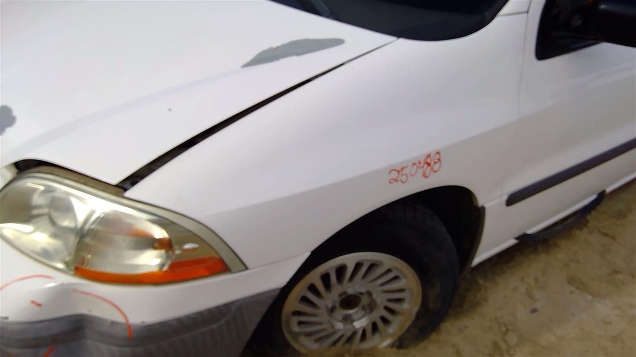 https://f005.backblazeb2.com/file/img-partshotlines-com/Inventory/SW52/Vehicle/19469_09.jpg