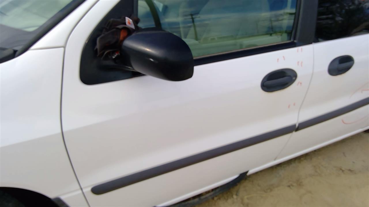 https://f005.backblazeb2.com/file/img-partshotlines-com/Inventory/SW52/Vehicle/19469_10.jpg