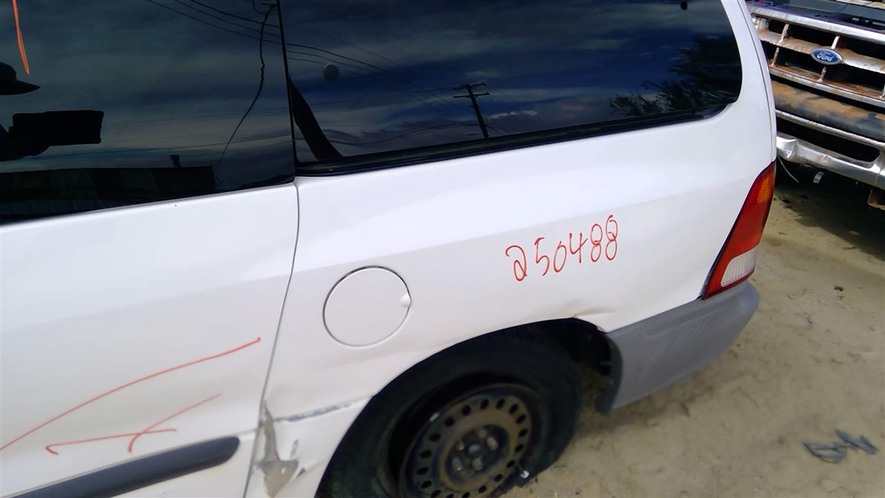 https://f005.backblazeb2.com/file/img-partshotlines-com/Inventory/SW52/Vehicle/19469_12.jpg