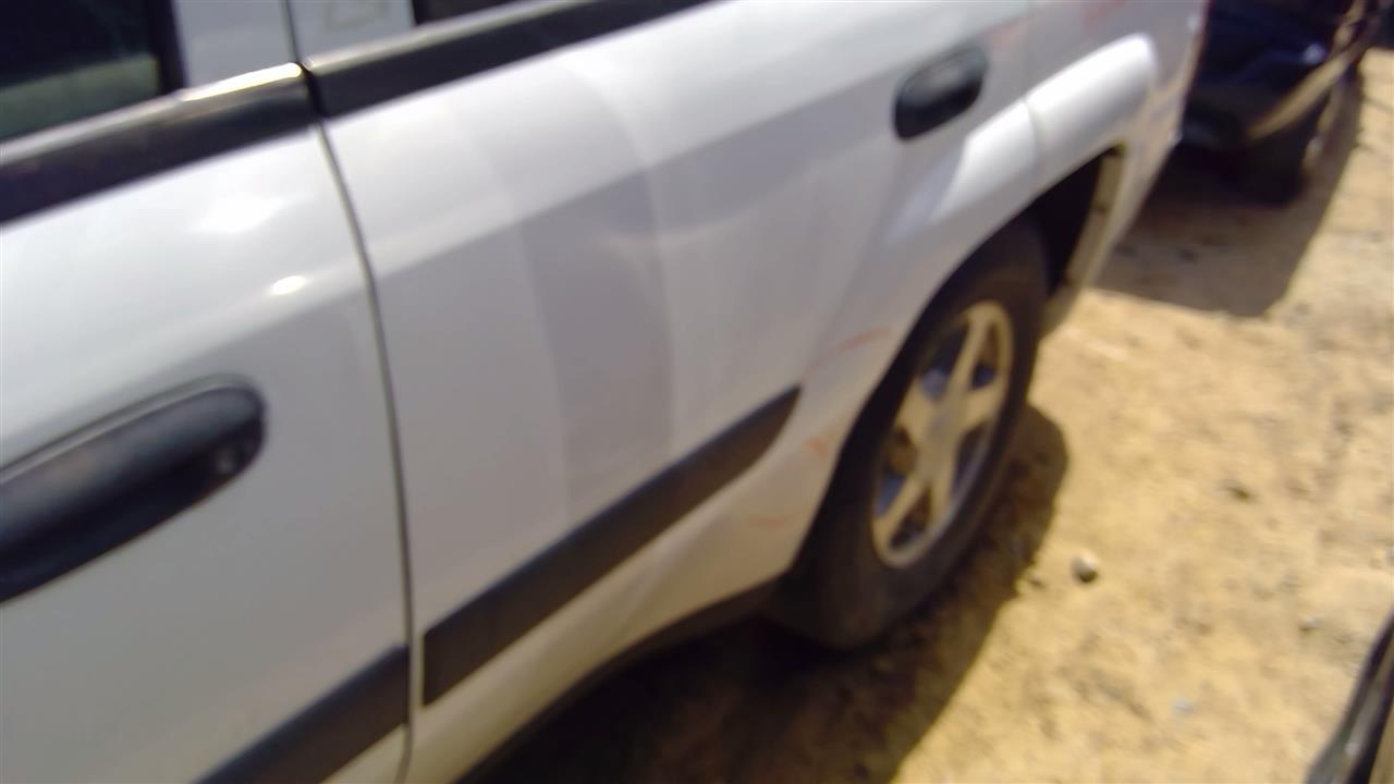 https://f005.backblazeb2.com/file/img-partshotlines-com/Inventory/SW52/Vehicle/19474_11.jpg
