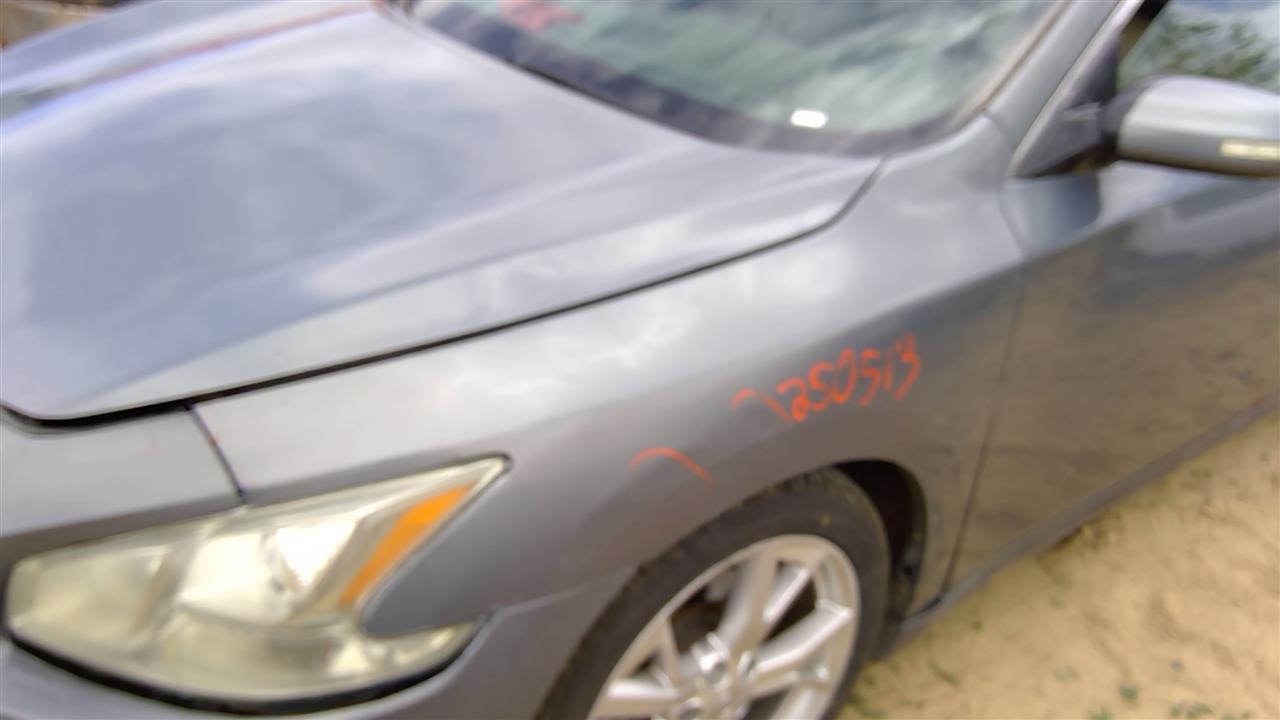 https://f005.backblazeb2.com/file/img-partshotlines-com/Inventory/SW52/Vehicle/19495_09.jpg