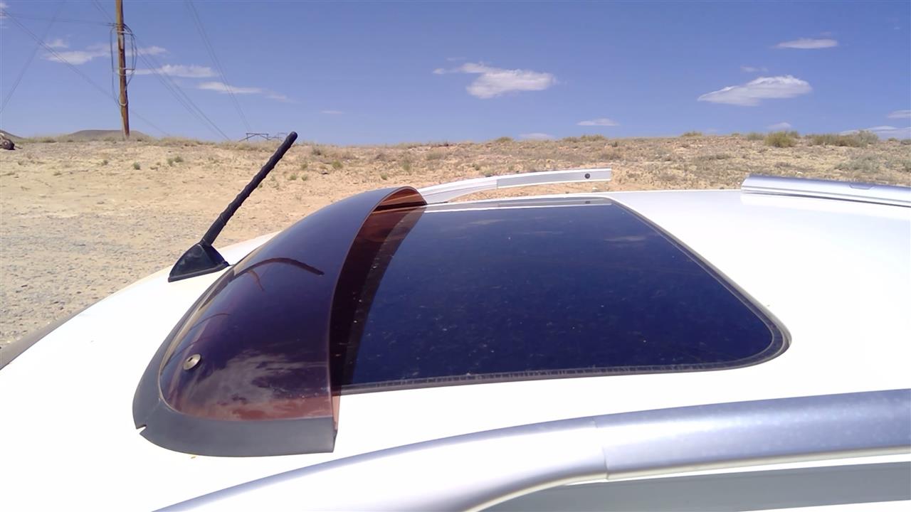 https://f005.backblazeb2.com/file/img-partshotlines-com/Inventory/SW52/Vehicle/19496_04.jpg
