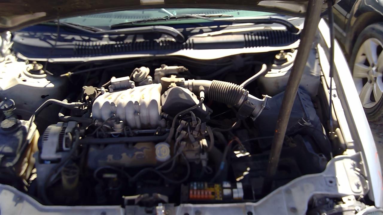 https://f005.backblazeb2.com/file/img-partshotlines-com/Inventory/SW52/Vehicle/19506_05.jpg