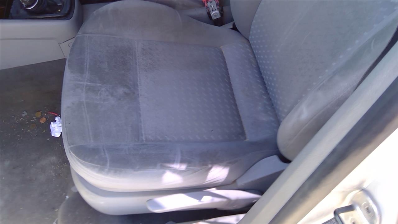 https://f005.backblazeb2.com/file/img-partshotlines-com/Inventory/SW52/Vehicle/19527_03.jpg