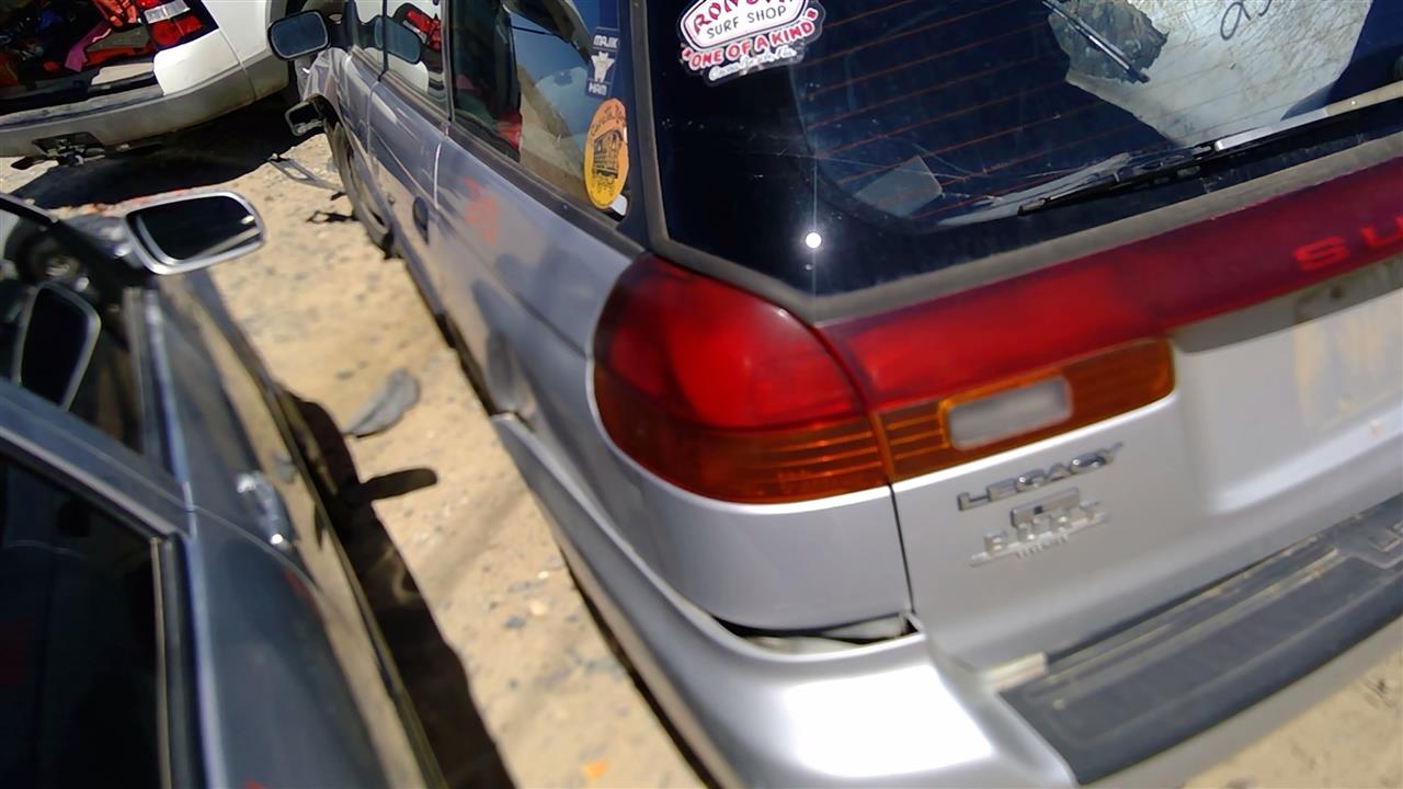 https://f005.backblazeb2.com/file/img-partshotlines-com/Inventory/SW52/Vehicle/19528_11.jpg