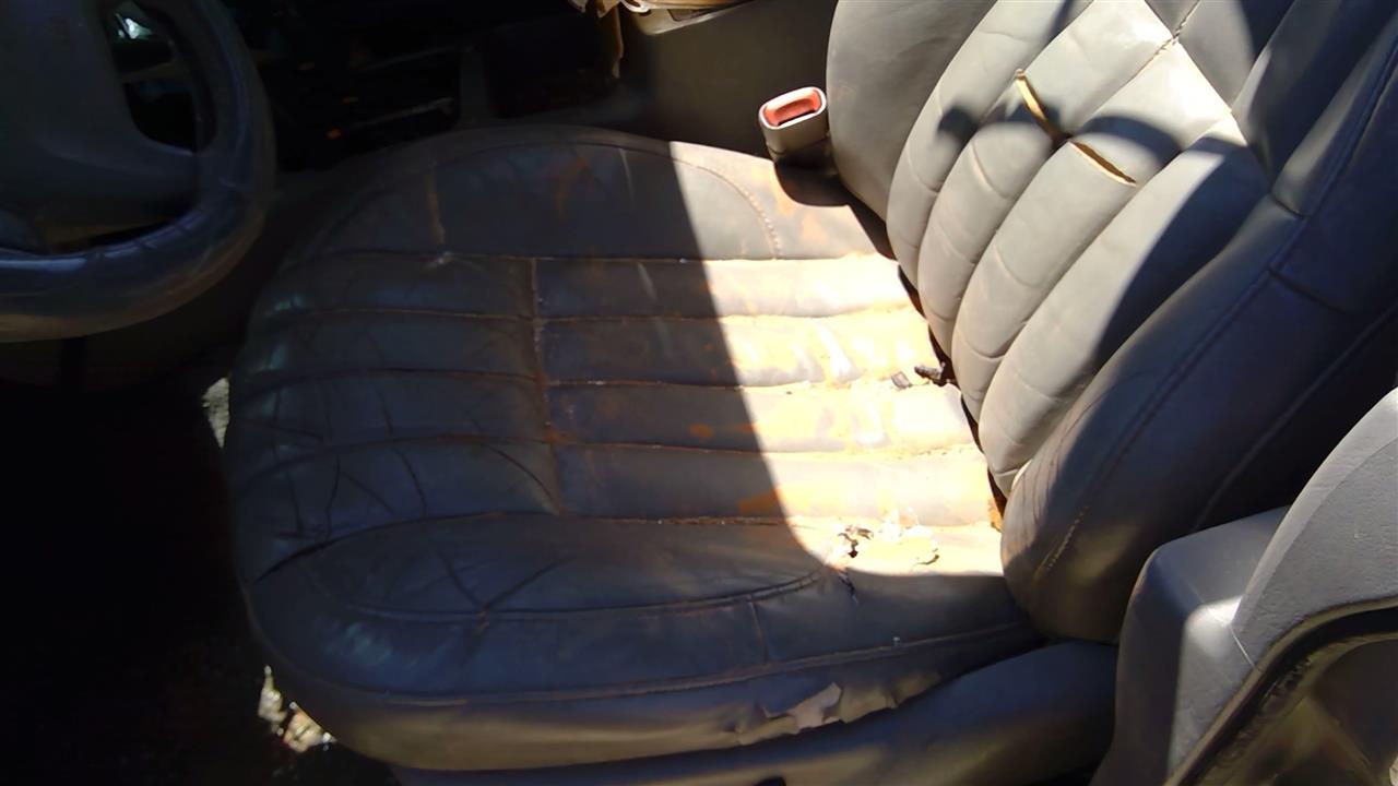 https://f005.backblazeb2.com/file/img-partshotlines-com/Inventory/SW52/Vehicle/19532_03.jpg