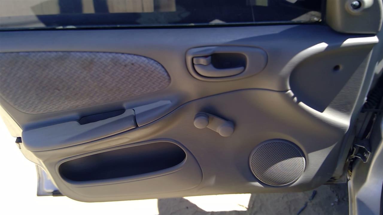 https://f005.backblazeb2.com/file/img-partshotlines-com/Inventory/SW52/Vehicle/19541_02.jpg