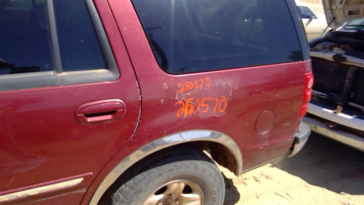 https://f005.backblazeb2.com/file/img-partshotlines-com/Inventory/SW52/Vehicle/19553_11.jpg