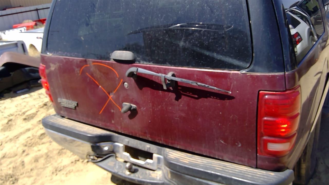 https://f005.backblazeb2.com/file/img-partshotlines-com/Inventory/SW52/Vehicle/19553_13.jpg