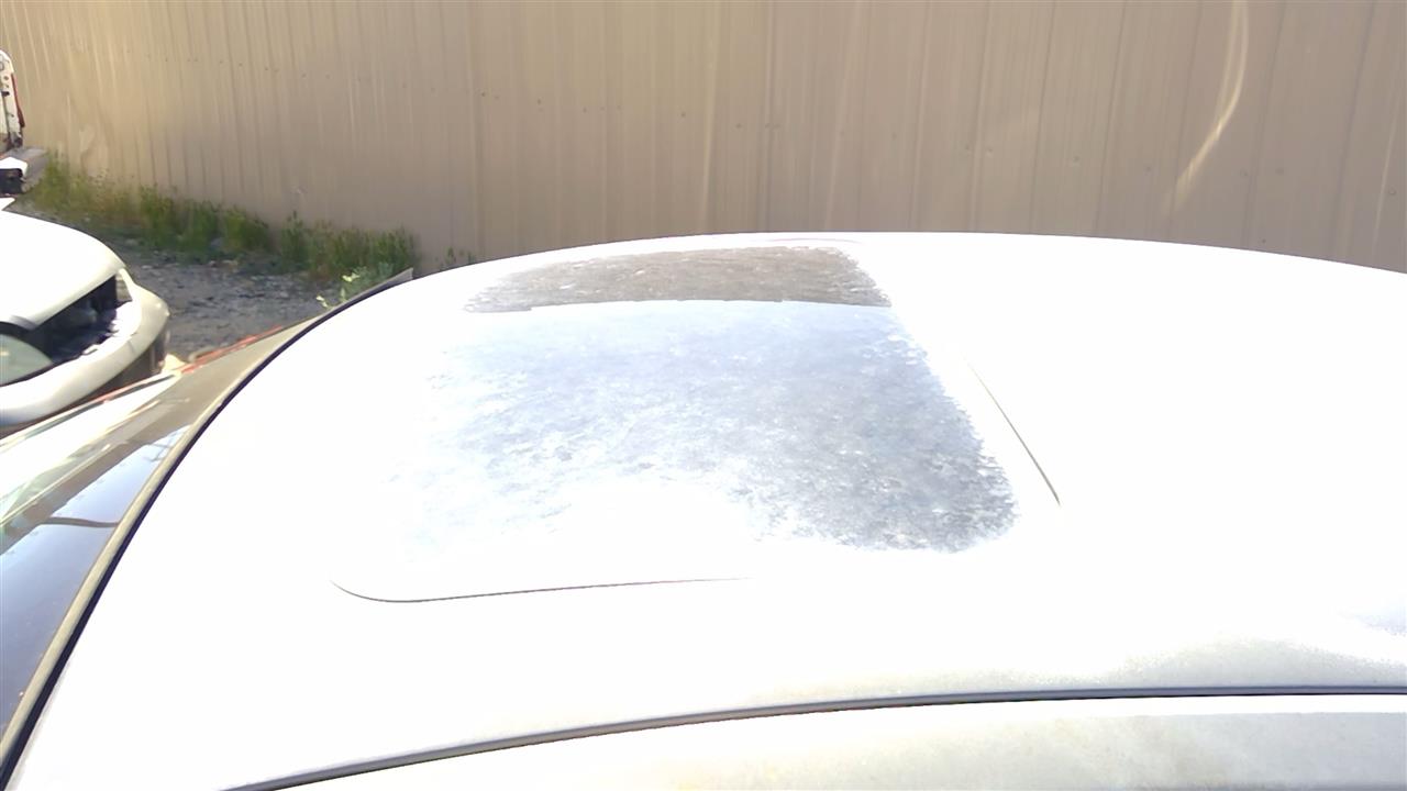 https://f005.backblazeb2.com/file/img-partshotlines-com/Inventory/SW52/Vehicle/19557_04.jpg