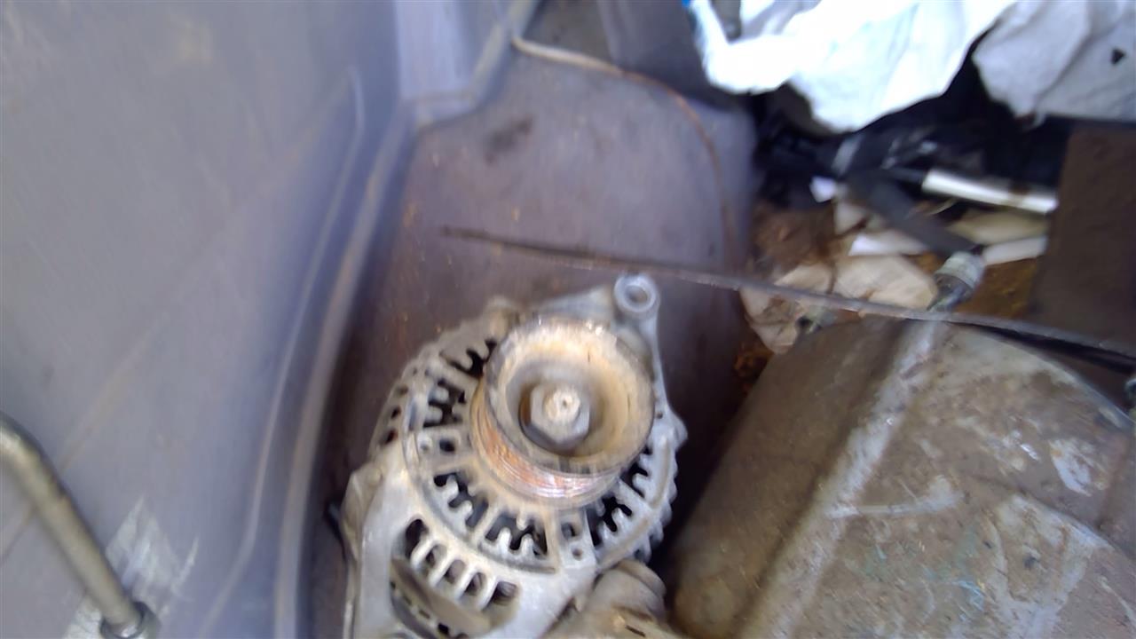 https://f005.backblazeb2.com/file/img-partshotlines-com/Inventory/SW52/Vehicle/19569_06.jpg