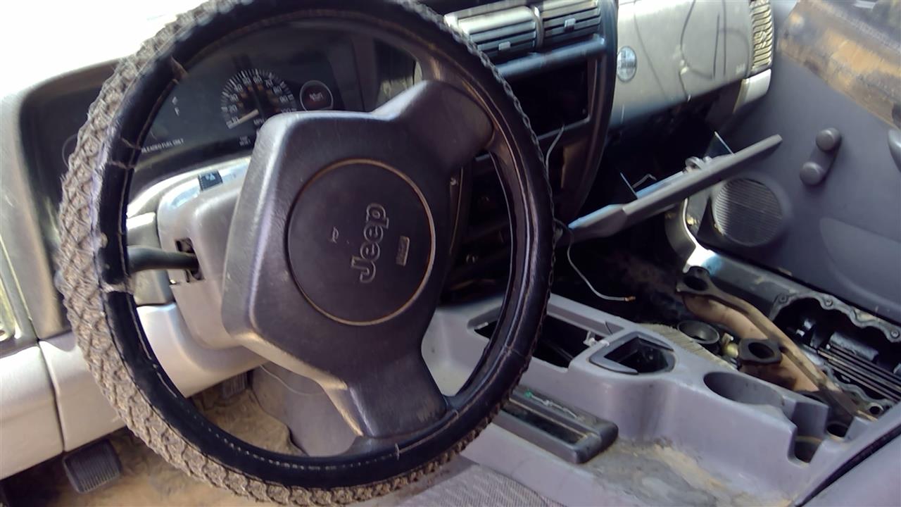 https://f005.backblazeb2.com/file/img-partshotlines-com/Inventory/SW52/Vehicle/19569_08.jpg