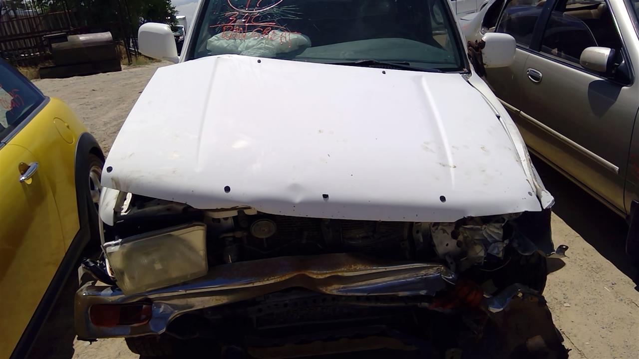 https://f005.backblazeb2.com/file/img-partshotlines-com/Inventory/SW52/Vehicle/19600_07.jpg