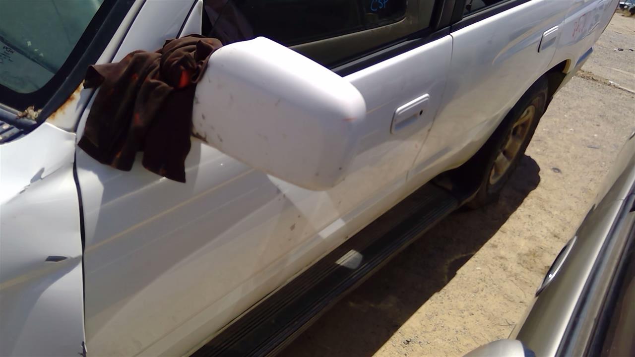 https://f005.backblazeb2.com/file/img-partshotlines-com/Inventory/SW52/Vehicle/19600_09.jpg
