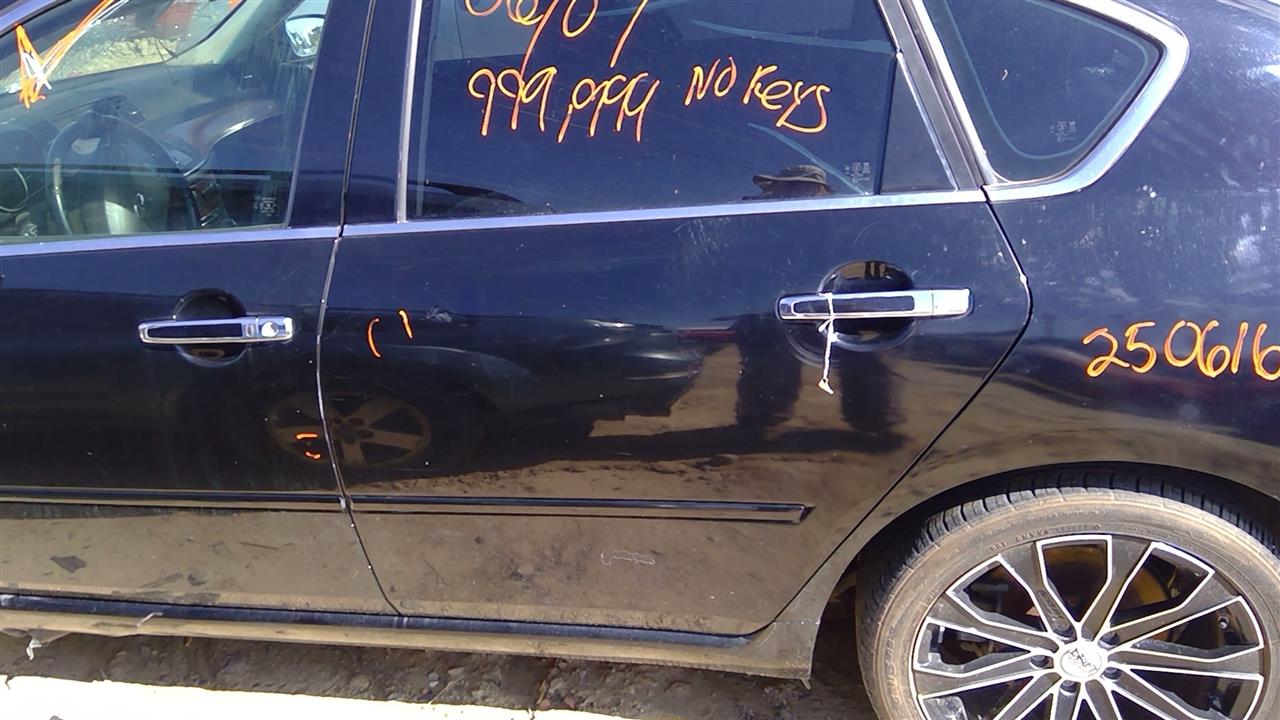 https://f005.backblazeb2.com/file/img-partshotlines-com/Inventory/SW52/Vehicle/19605_11.jpg