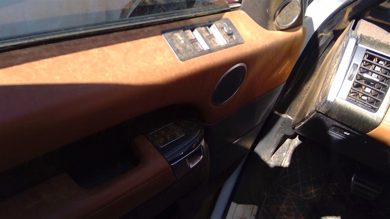 https://f005.backblazeb2.com/file/img-partshotlines-com/Inventory/SW52/Vehicle/19606_02.jpg