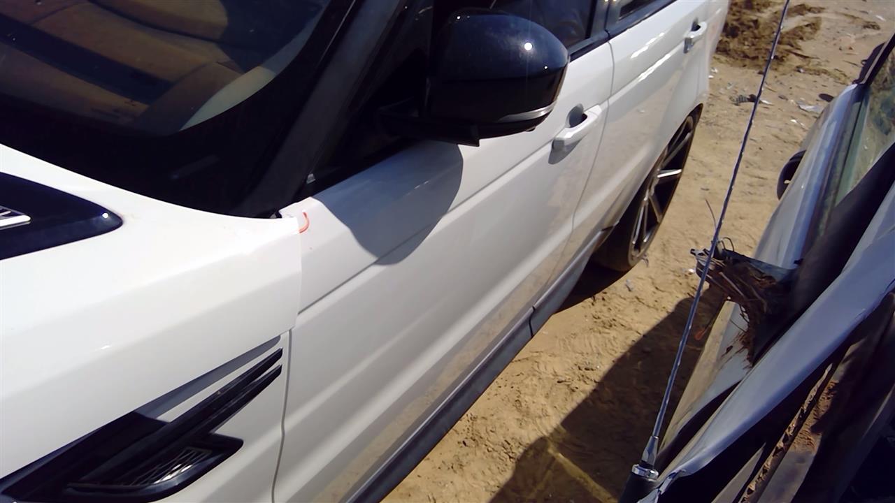https://f005.backblazeb2.com/file/img-partshotlines-com/Inventory/SW52/Vehicle/19606_10.jpg