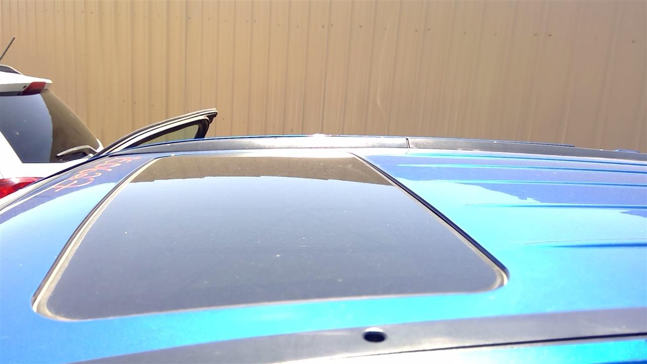 https://f005.backblazeb2.com/file/img-partshotlines-com/Inventory/SW52/Vehicle/19616_04.jpg