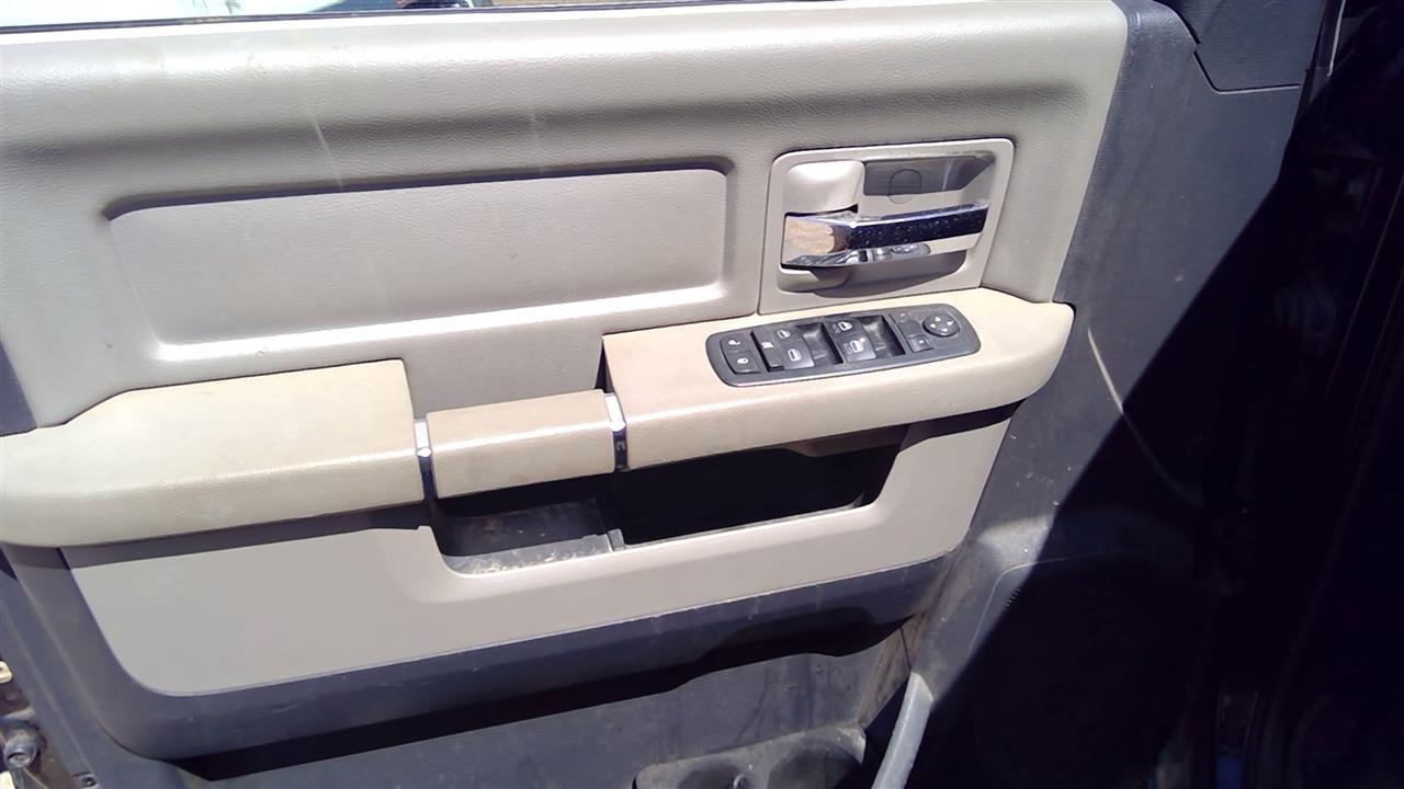 https://f005.backblazeb2.com/file/img-partshotlines-com/Inventory/SW52/Vehicle/19620_02.jpg