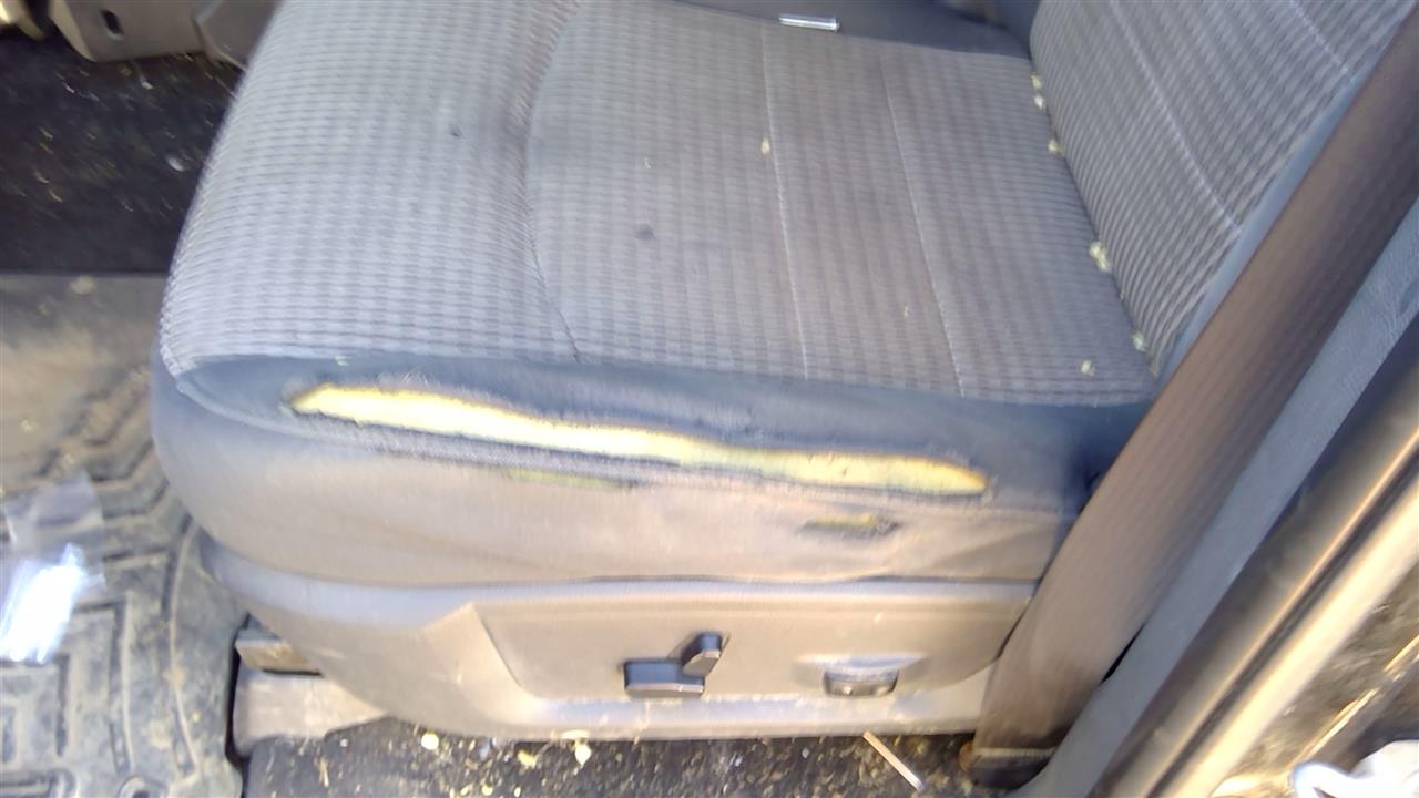 https://f005.backblazeb2.com/file/img-partshotlines-com/Inventory/SW52/Vehicle/19620_03.jpg