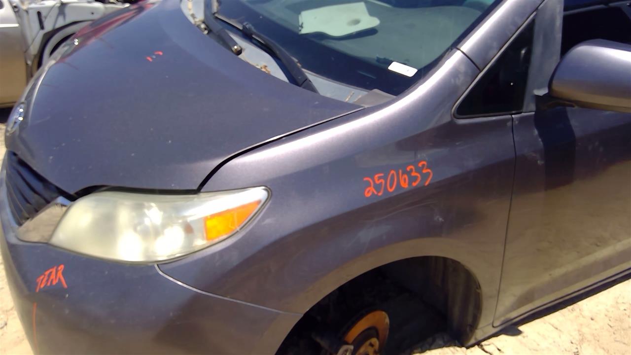 https://f005.backblazeb2.com/file/img-partshotlines-com/Inventory/SW52/Vehicle/19622_10.jpg