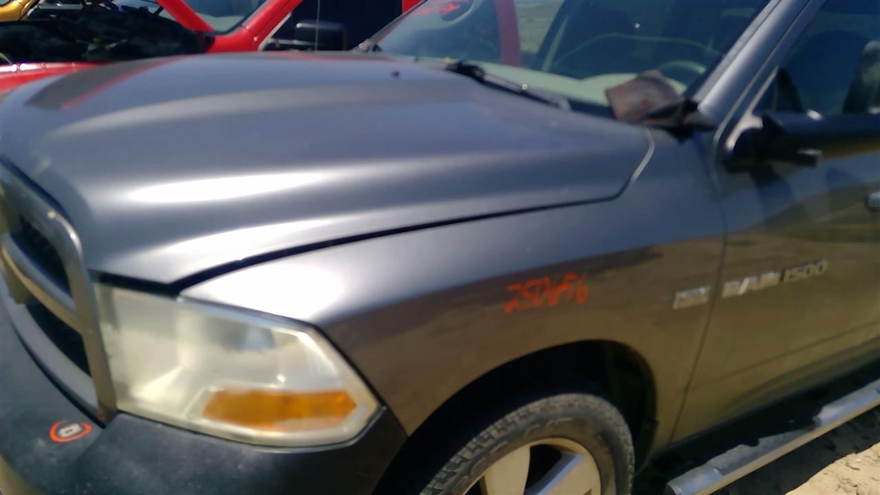 https://f005.backblazeb2.com/file/img-partshotlines-com/Inventory/SW52/Vehicle/19646_09.jpg