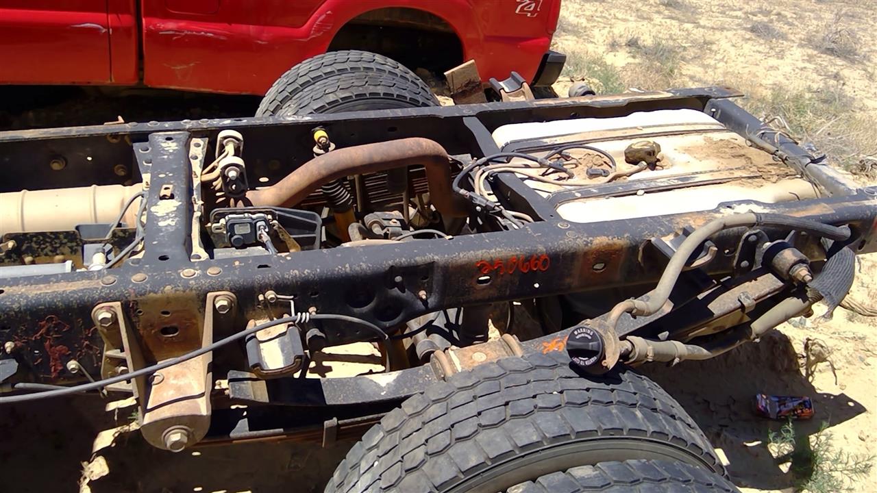 https://f005.backblazeb2.com/file/img-partshotlines-com/Inventory/SW52/Vehicle/19650_11.jpg