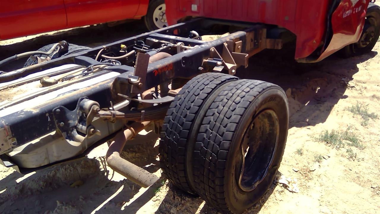 https://f005.backblazeb2.com/file/img-partshotlines-com/Inventory/SW52/Vehicle/19650_13.jpg