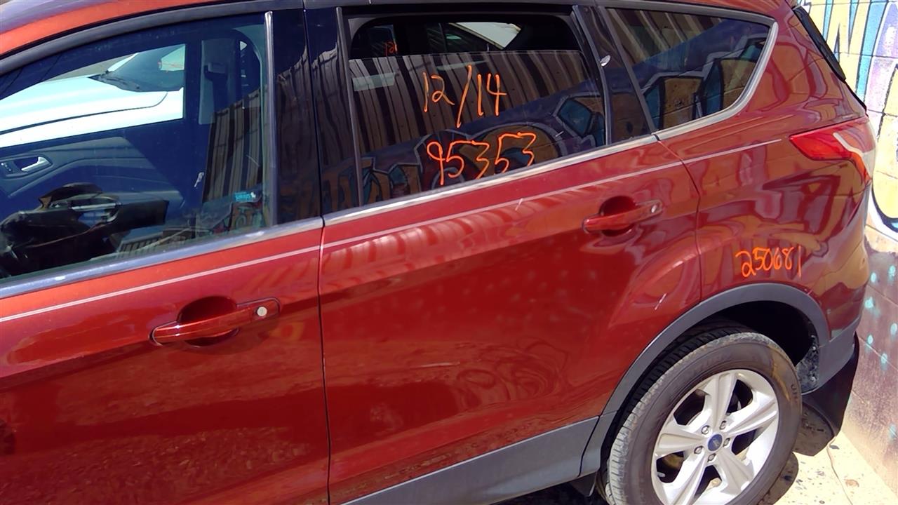 https://f005.backblazeb2.com/file/img-partshotlines-com/Inventory/SW52/Vehicle/19671_12.jpg